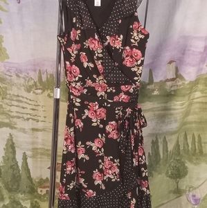White House Black Market floral/polka dot wrap dress